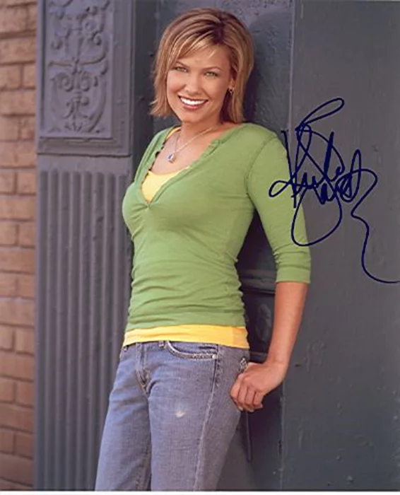 Kiele Sanchez autograph