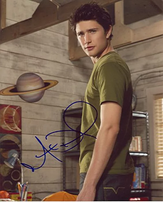 Matt Dallas autograph