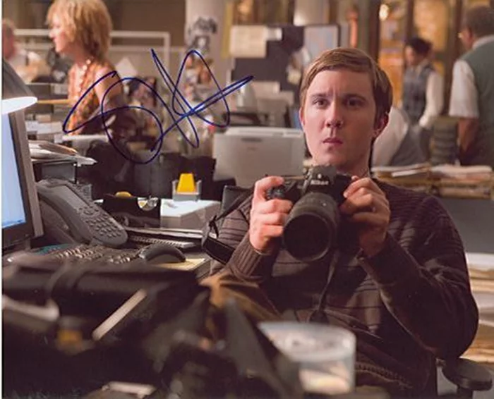 Sam Huntington autograph