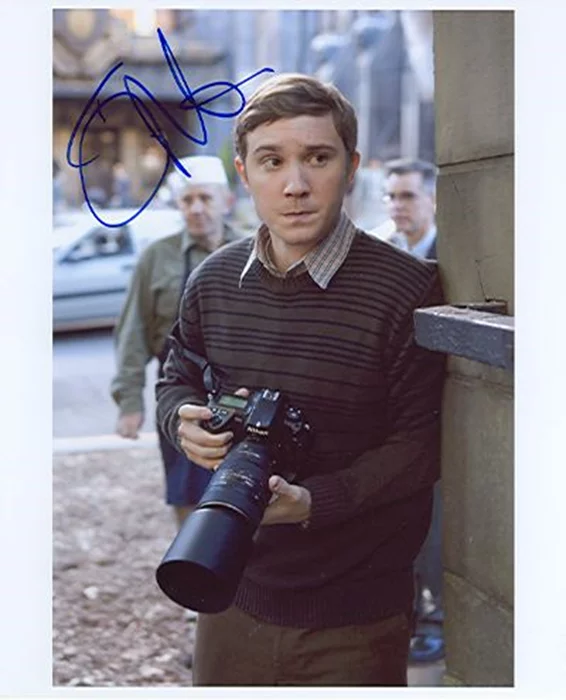 Sam Huntington autograph