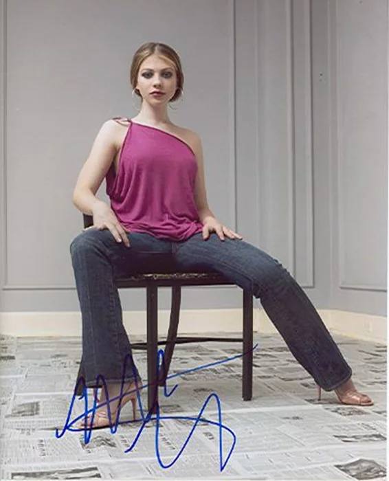 Michelle Trachtenberg autograph