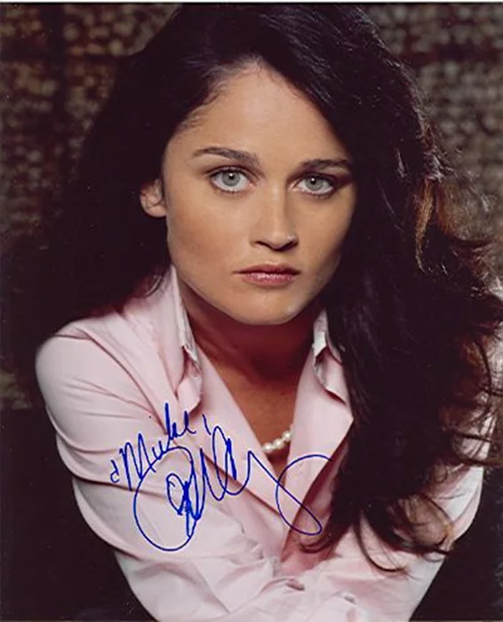 Robin Tunney autograph