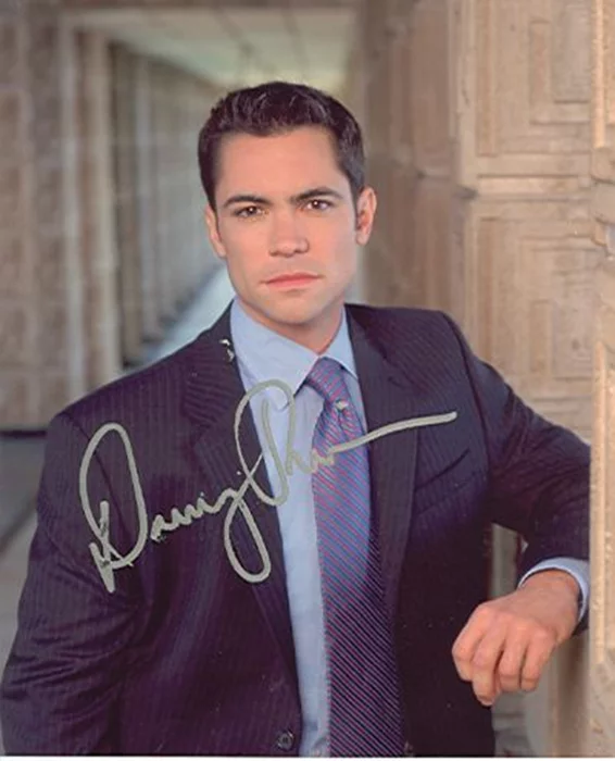 Danny Pino autograph