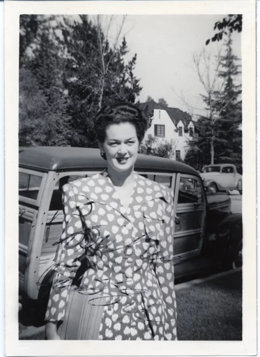 Rosalind Russell autograph