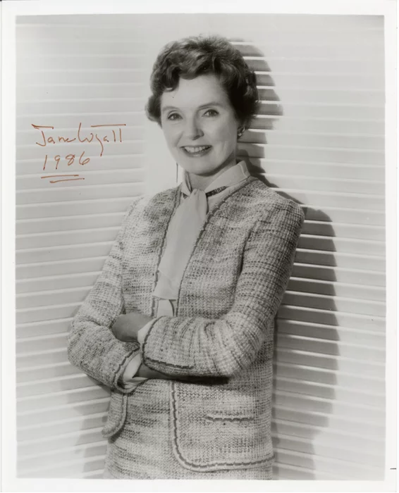 Jane Wyatt autograph