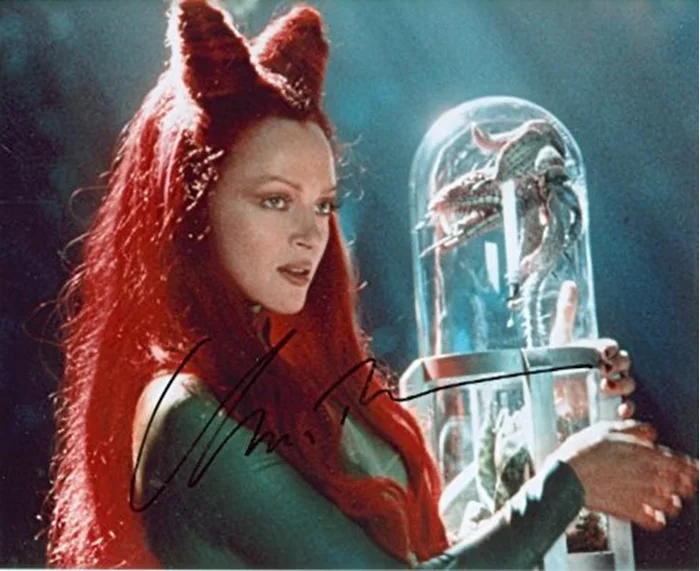 Uma Thurman autograph