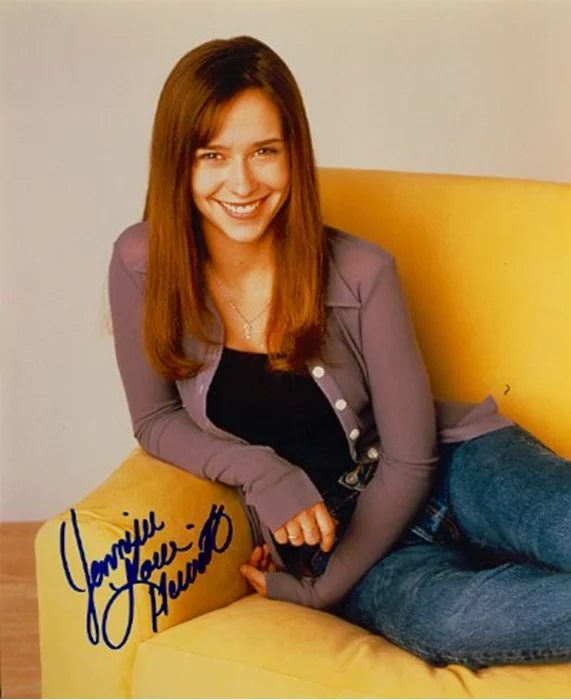 Jennifer Love Hewitt autograph