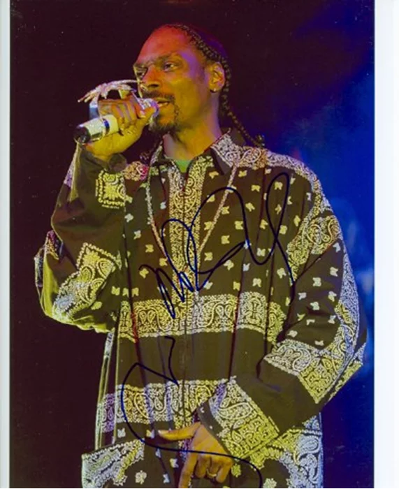 Snoop Dogg autograph