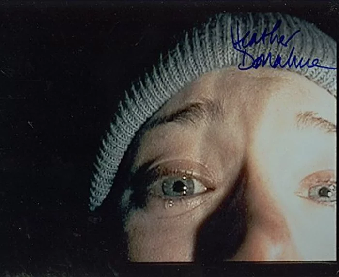 Heather Donahue autograph