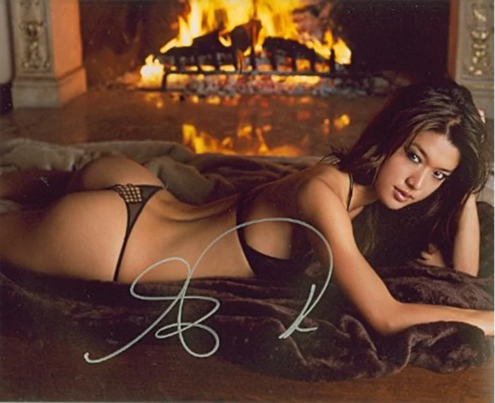 Grace Park autograph