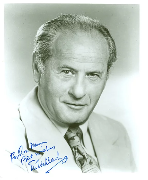 Eli Wallach autograph