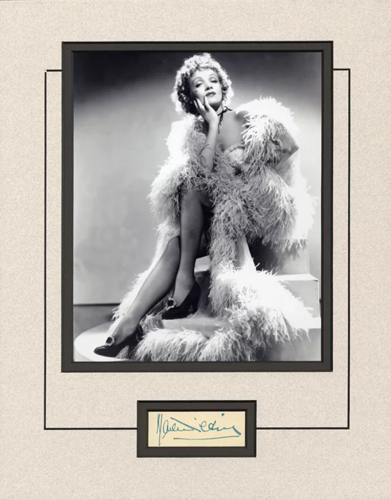 Marlene Dietrich autograph