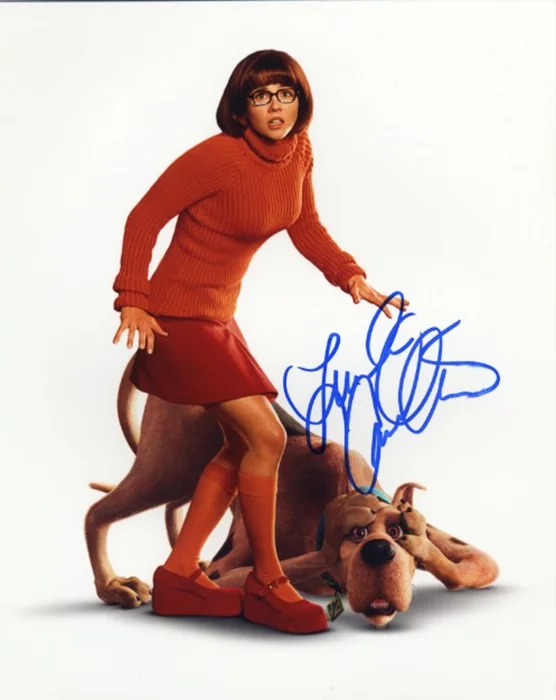 Linda Cardellini autograph