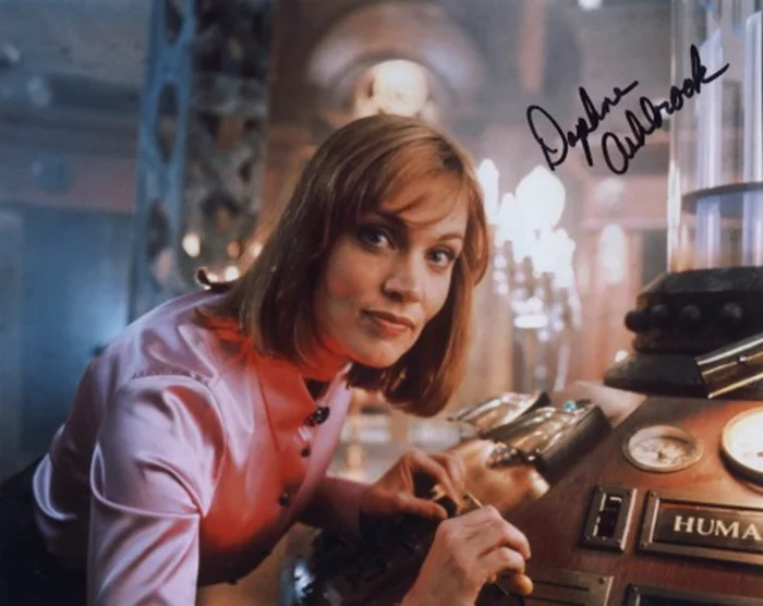 Daphne Ashbrook autograph
