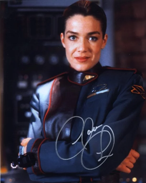 Claudia Christian autograph