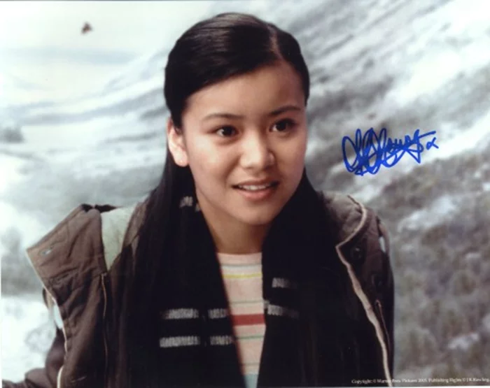 Katie Leung autograph