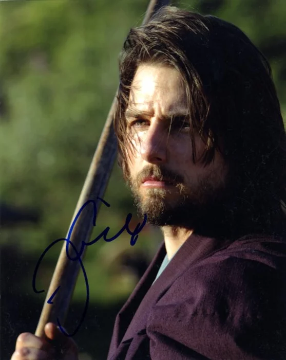 Tom Cruise autograph