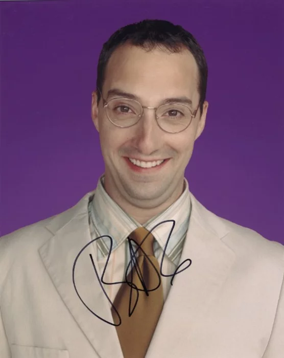 Tony Hale autograph