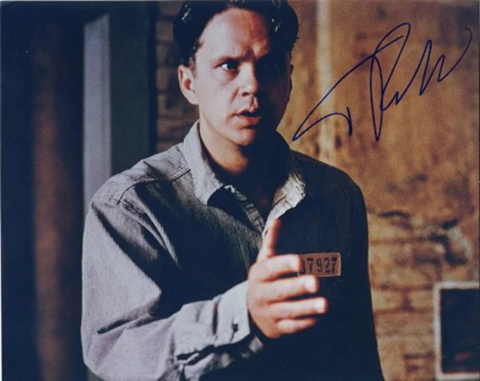 Tim Robbins autograph