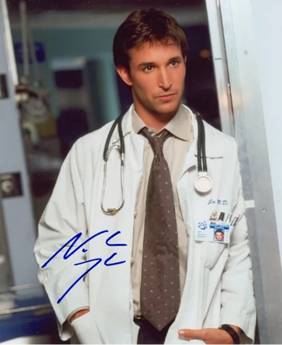 Noah Wyle autograph
