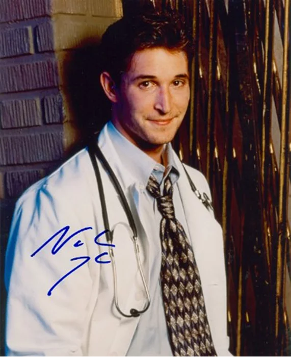 Noah Wyle autograph