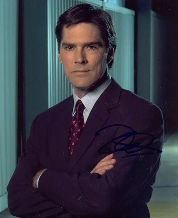 Thomas Gibson autograph