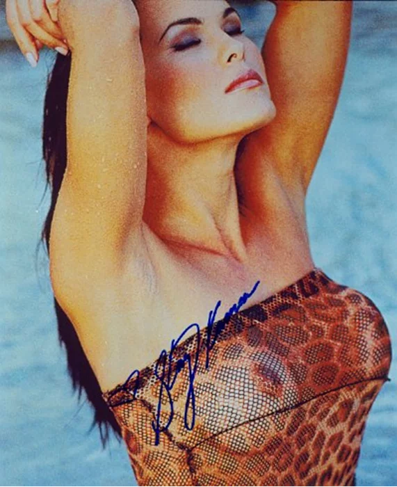 Stacy Kamano autograph