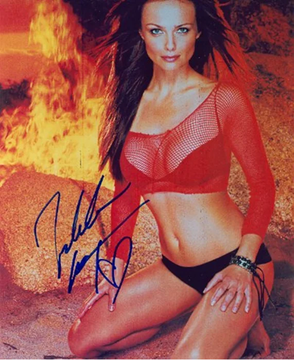 Izabella Scorupco autograph