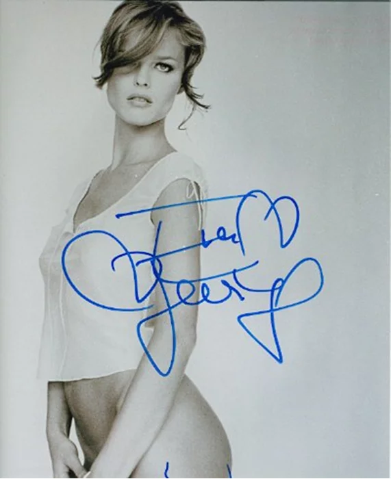 Eva Herzigova autograph