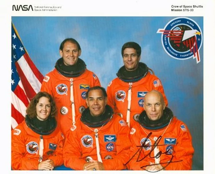 Story Musgrave autograph