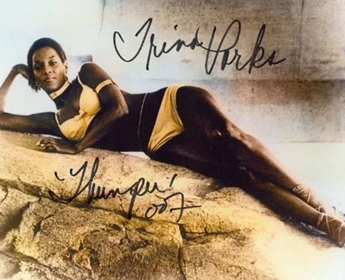 Trina Parks autograph
