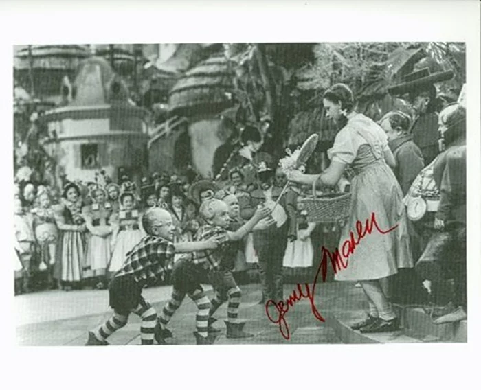 Jerry Maren autograph