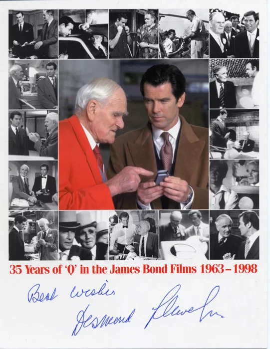 Desmond Llewelyn autograph