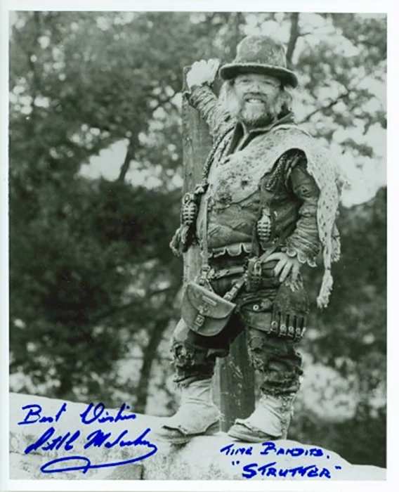 Malcolm Dixon autograph