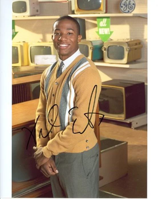 Arlen Escarpeta autograph