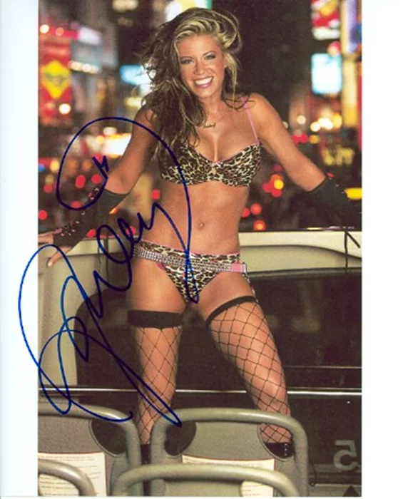 Ashley Massaro autograph
