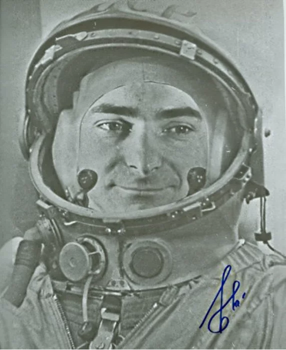Valery Bykovsky autograph