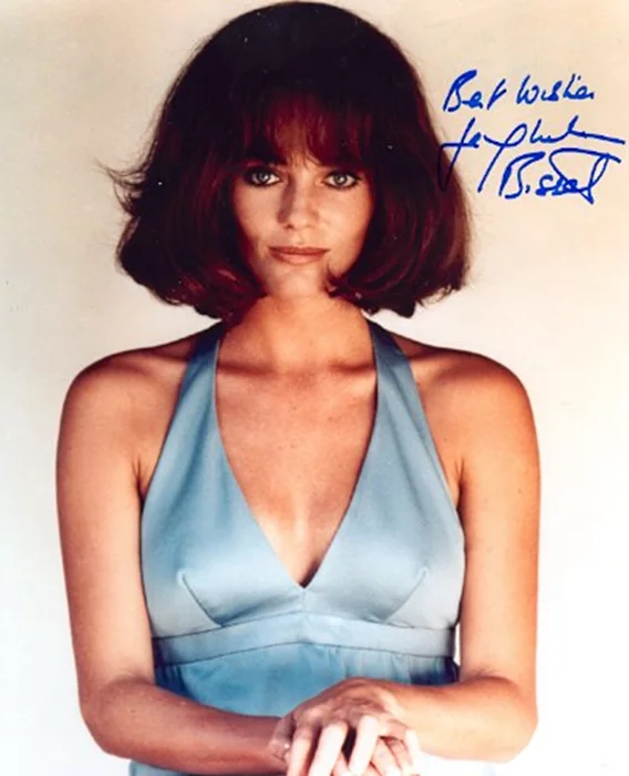 Jacqueline Bisset autograph
