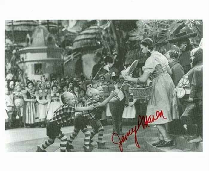 Jerry Maren autograph