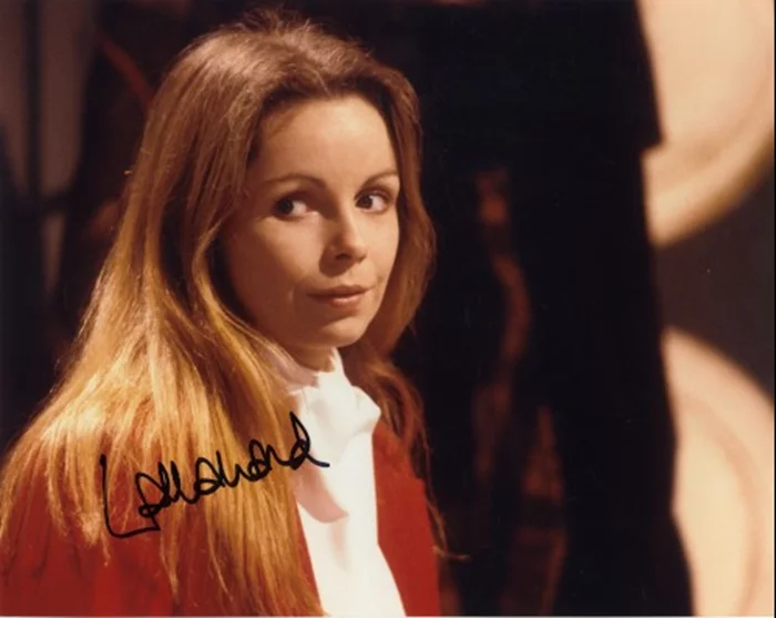 Lalla Ward autograph