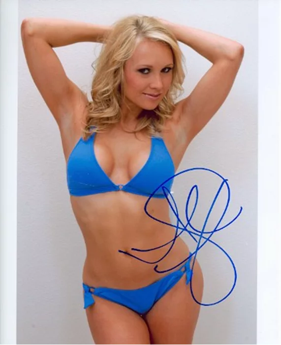 Alana Curry autograph