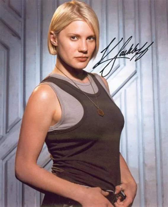 Katee Sackhoff autograph