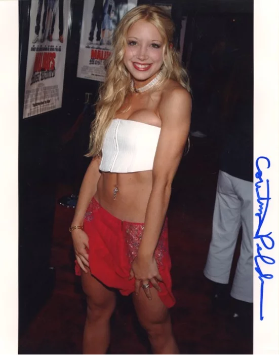 Courtney Peldon autograph