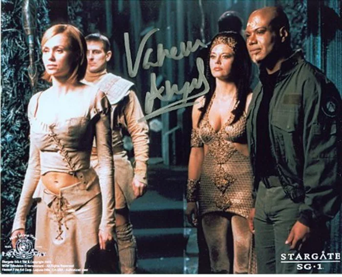 Vanessa Angel autograph