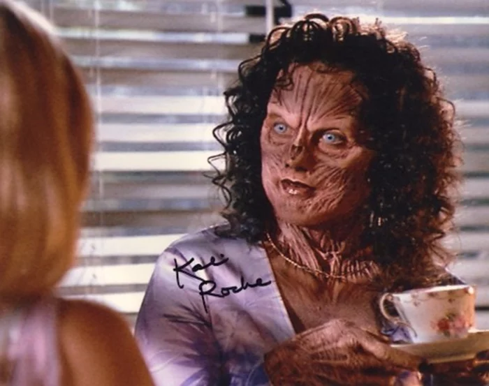 Kali Rocha autograph