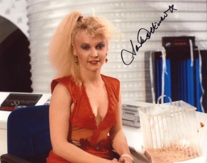 Sandra Dickinson autograph