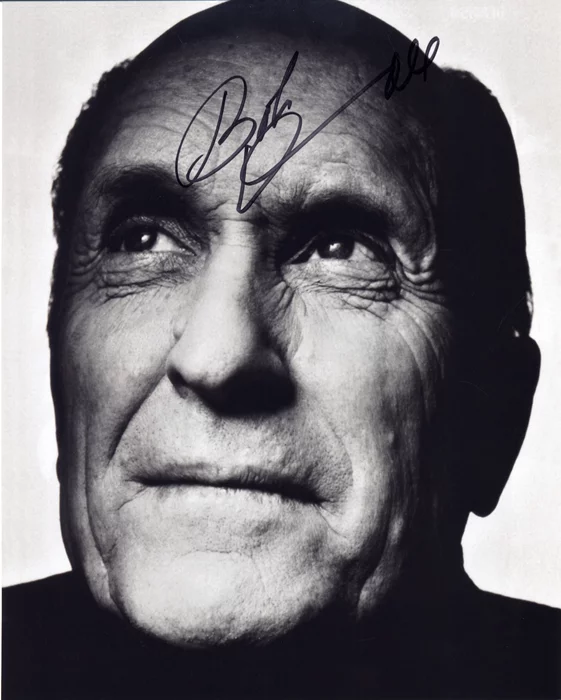 Robert Duvall autograph