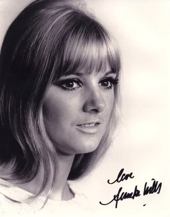 Anneke Wills autograph