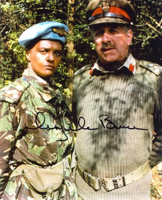 Angela Bruce autograph