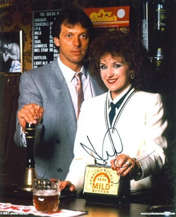 Leslie Grantham autograph